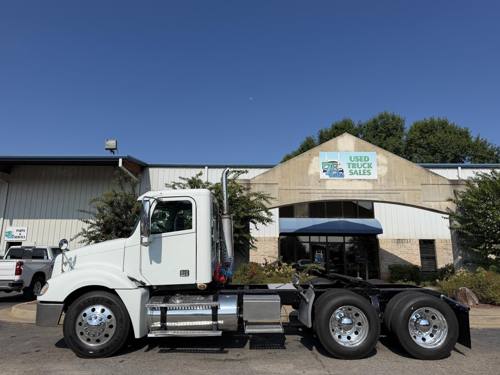2017 Freightliner COLUMBIA 120