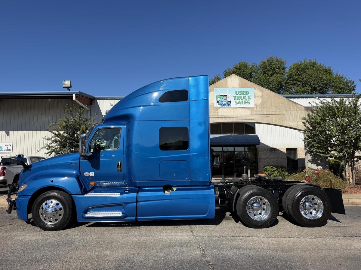 2023 International LT